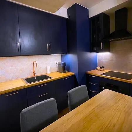 Legnicka 33 Apartmán